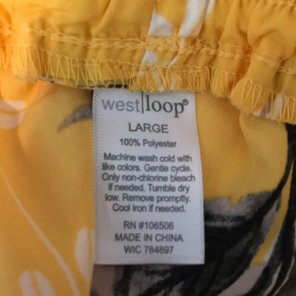 West Loop Large Summery Shorts - Picture 2 of 3